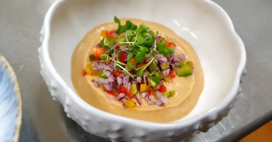 Hummus amb verdures cruixents